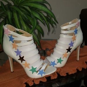 Katy Perry Women's The Stella Heeled Sandal 